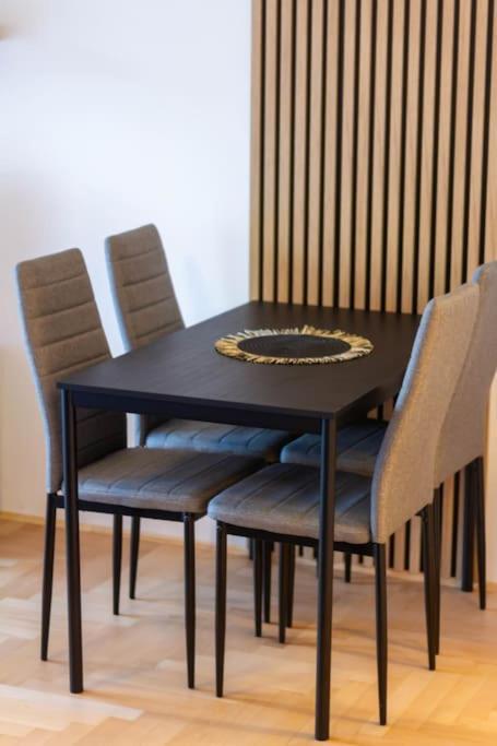 Apartament Gozsdu White Raven 3 - Terrace And Free Underground Parking Budapeszt Zewnętrze zdjęcie