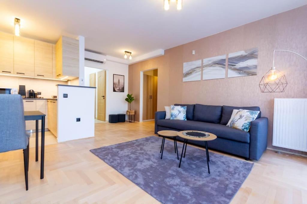 Apartament Gozsdu White Raven 3 - Terrace And Free Underground Parking Budapeszt Zewnętrze zdjęcie