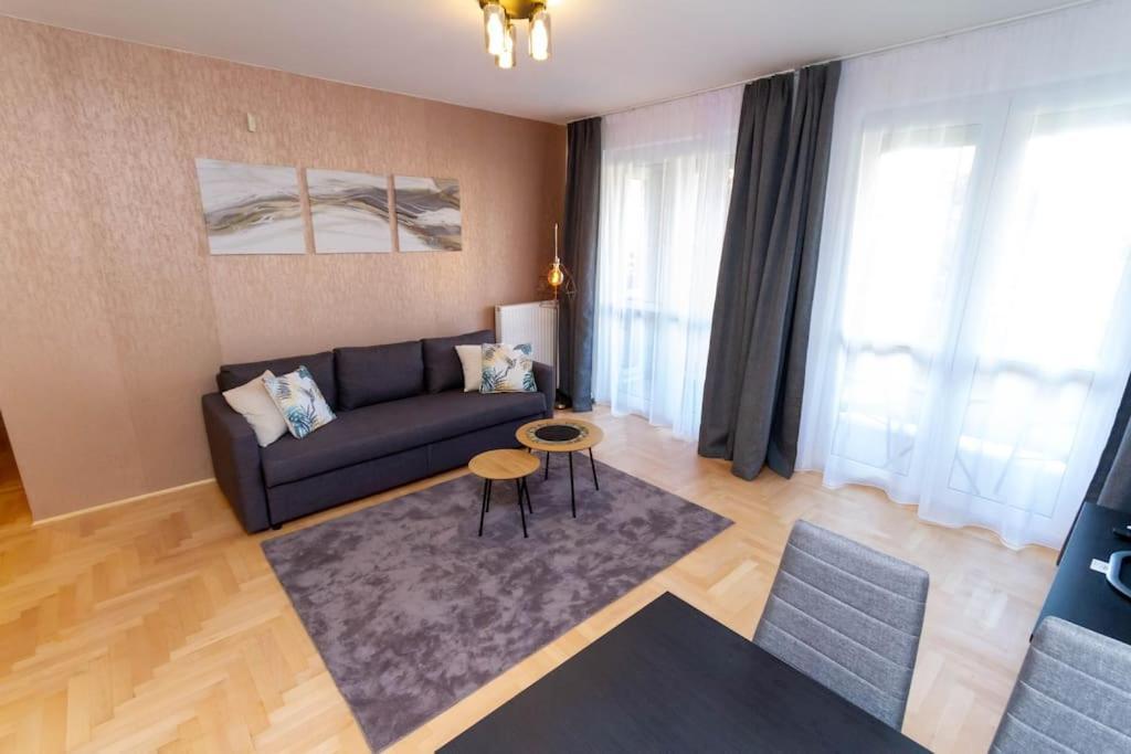 Apartament Gozsdu White Raven 3 - Terrace And Free Underground Parking Budapeszt Zewnętrze zdjęcie